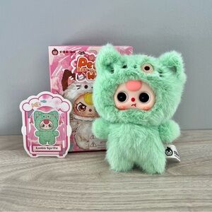 Baby Three Petit Cat Wardrobe Plush Pendant - Luma Sprite